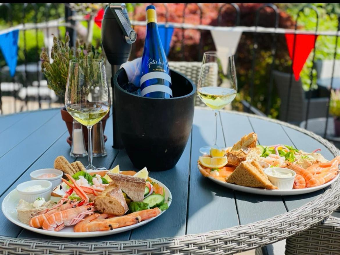 The Star And Eagle Hotel Goudhurst Екстериор снимка