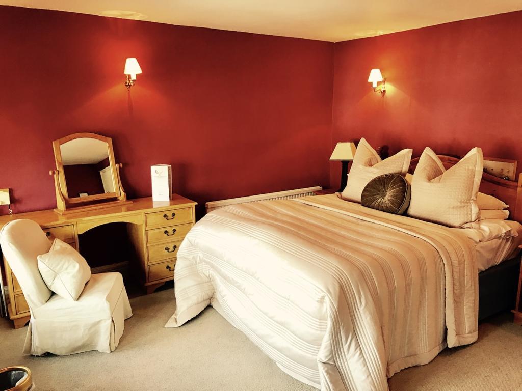 The Star And Eagle Hotel Goudhurst Екстериор снимка