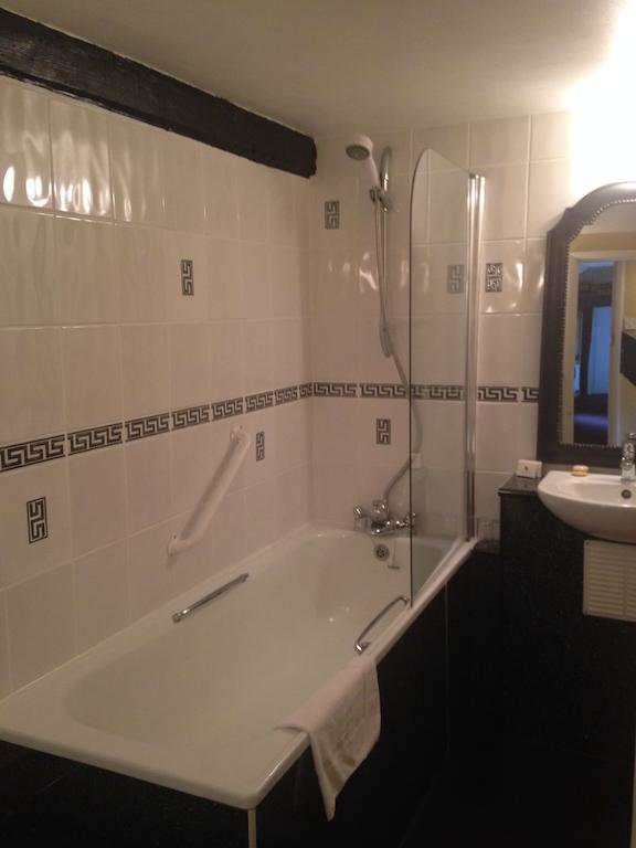 The Star And Eagle Hotel Goudhurst Стая снимка